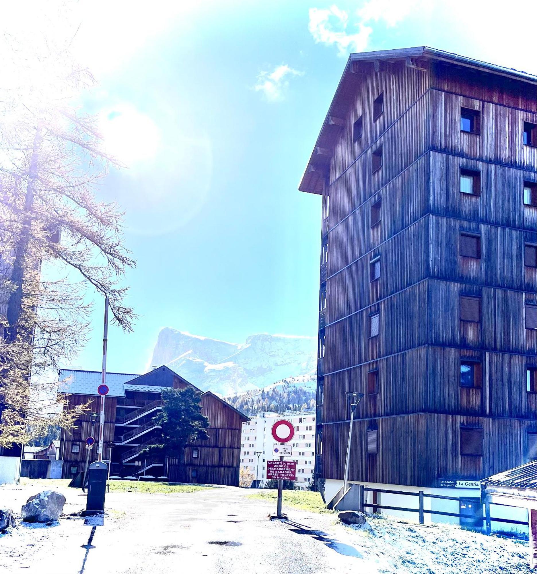 Appartement Chalets Du Super D Saint-Étienne-en-Dévoluy Exterior foto